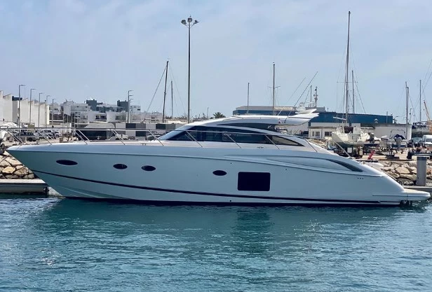 公主(Princess)V62二手游艇