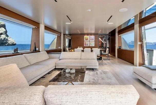 定制法拉帝(CustomLine)Navetta33二手豪华游艇沙龙