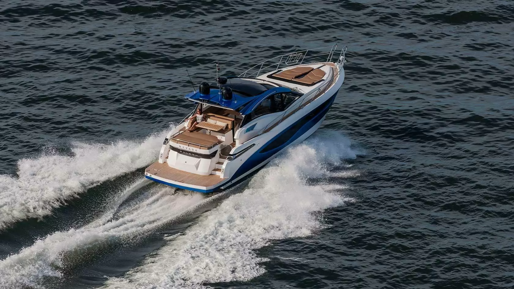 卡帝尔(Galeon)445HTS运动游艇