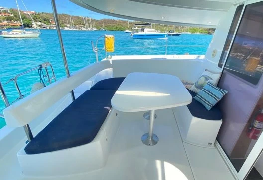 枫丹白露(Fountaine Pajot)Lipari41二手双体帆船