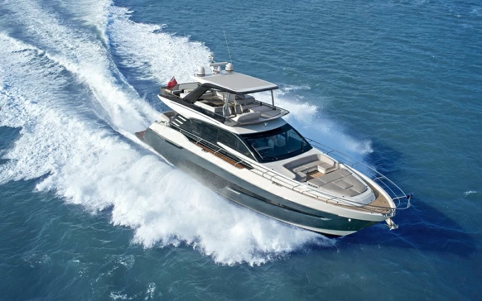 菲尔兰(Fairline)Squadron68飞桥游艇
