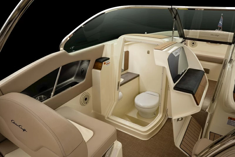 克里斯(Chris-Craft)Calypso28运动快艇洗手间