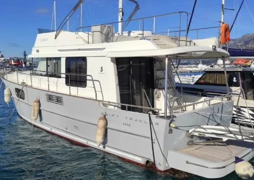 博纳多(Beneteau)思乐44二手游艇