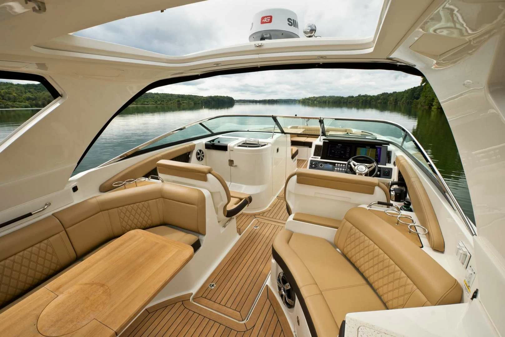 希瑞(SeaRay)350SLX运动游艇沙龙