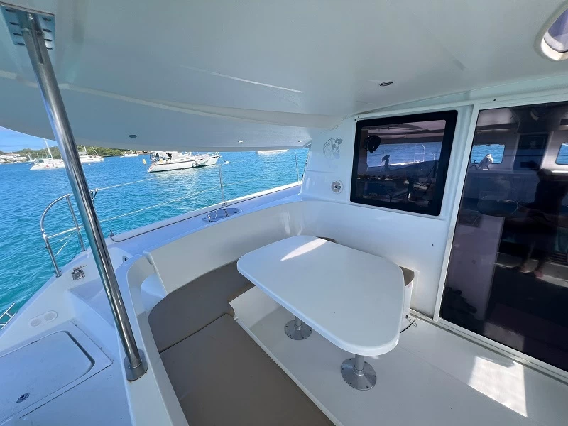 12米枫丹白露(Fountaine Pajot)Lipari41双体帆船船艉休闲区