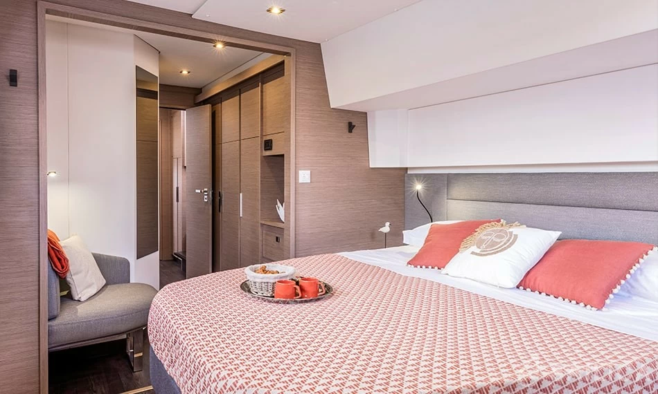 枫丹白露(Fountaine Pajot)Aura51双体帆船卧室
