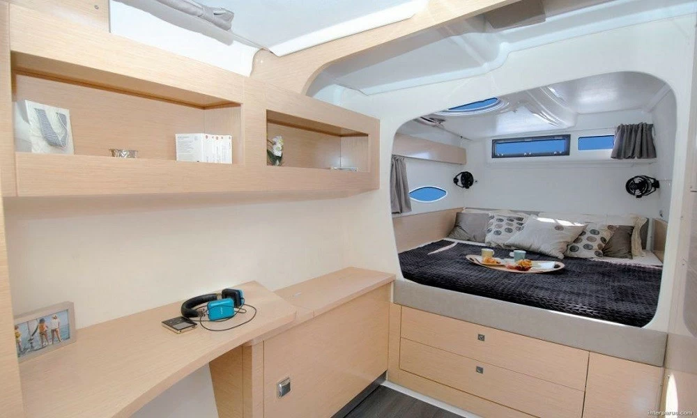 12米枫丹白露(Fountaine Pajot)Lipari41双体帆船主人舱