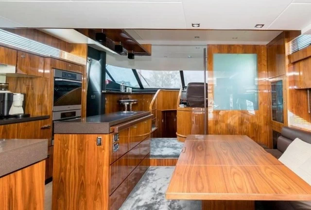 菲尔兰（Fairline）Squadron78二手豪华游艇