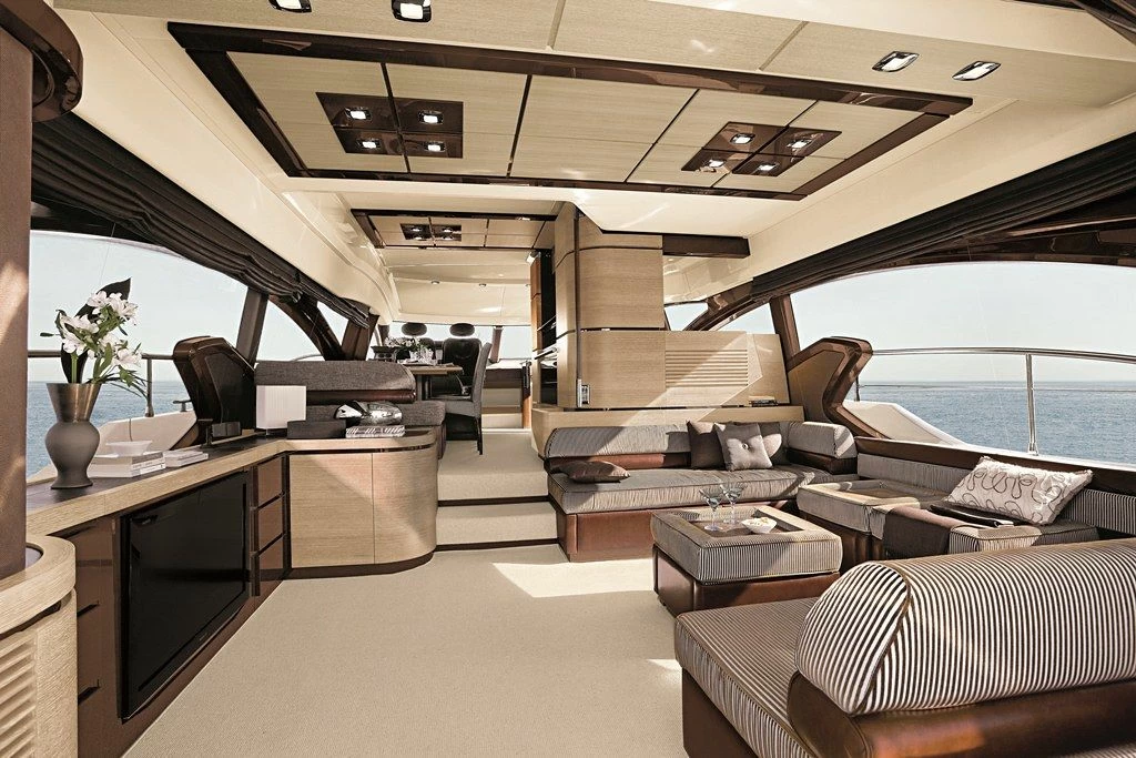 阿兹慕(Azimut)70游艇沙龙