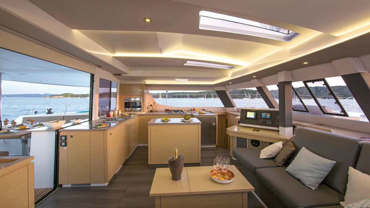 枫丹白露(Fountaine Pajot)Saba50双体帆船沙龙