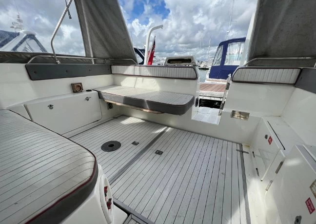 西莱(Sealine)255Senator二手运动游艇