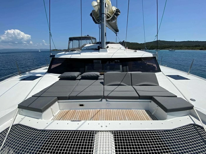 枫丹白露(Fountaine Pajot)Elba45双体帆船前甲板