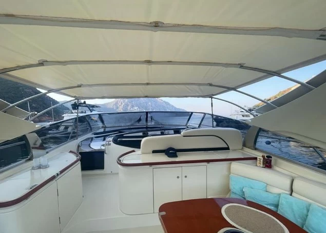 丽娃(Riva)59Mercurius游艇飞桥
