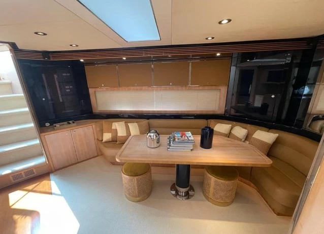 丽娃(Riva)59Mercurius游艇沙龙
