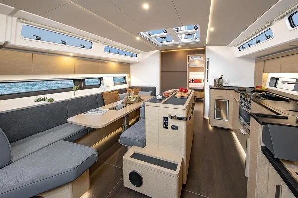 汉斯(Hanse)510帆船沙龙