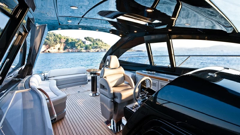丽娃(Riva)63Vertigo运动游艇