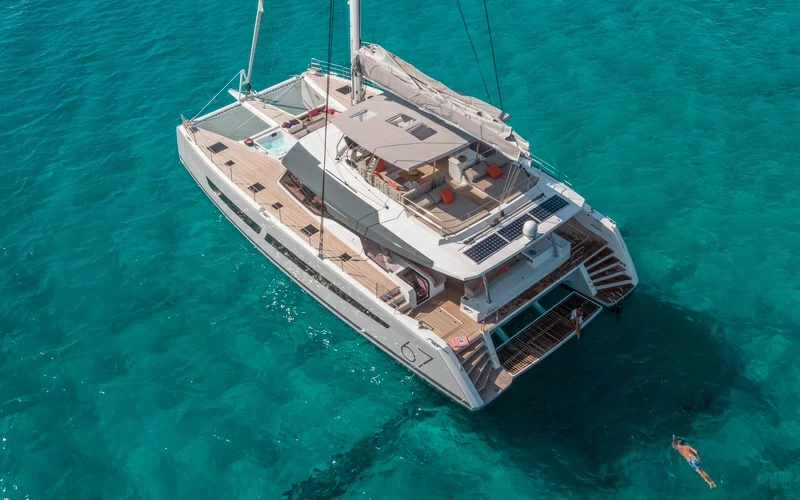 枫丹白露(Fountaine Pajot)Alegria67双体帆船