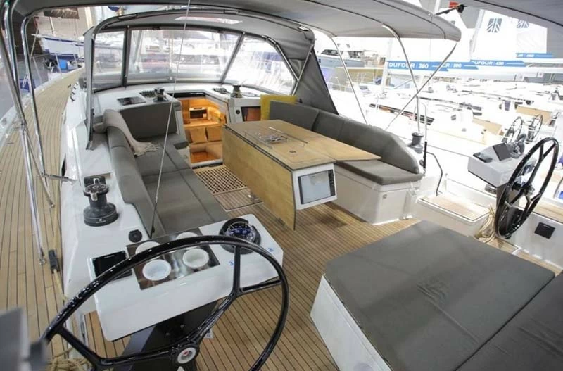 16米丹枫(Dufour)530中型帆船价格