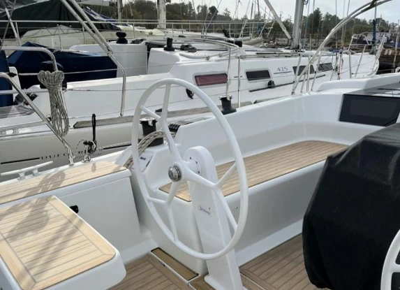 汉斯(Hanse)388二手单体帆船掌陀处