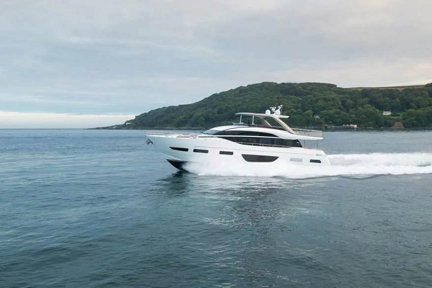 阿兹慕(Azimut)Grande 35 Metri游艇