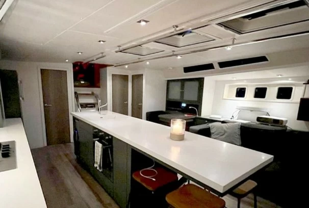 汉斯(Hanse)630e二手远洋帆船厨房餐厅