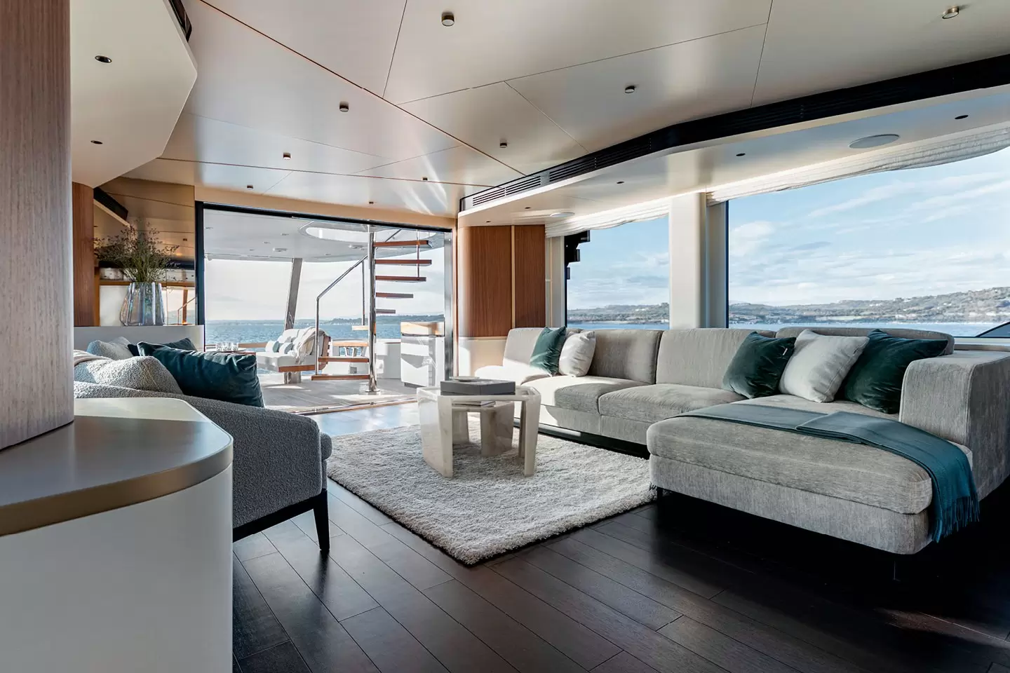 阿兹慕(Azimut)Magellano 25M飞桥游艇沙龙
