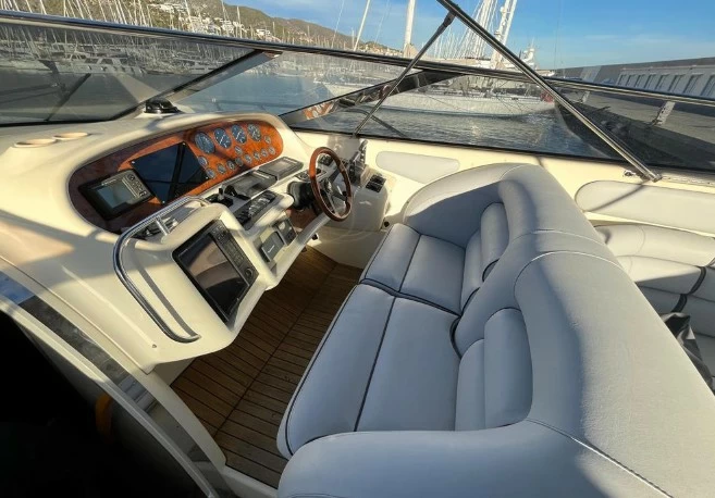 圣汐克(Sunseeker)Camargue55二手游艇中控