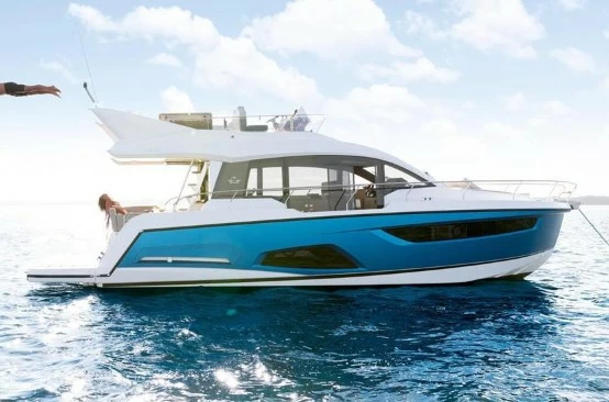 西莱(Sealine)F430二手飞桥游艇