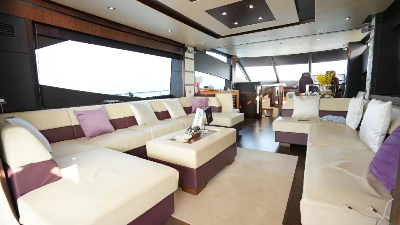 圣汐克（Sunseeker）73飞桥游艇沙龙