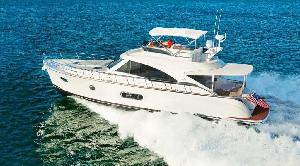 16米里维埃拉（Riviera）Belize54飞桥游艇价格1500万元