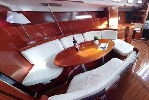 博纳多(Beneteau)锋仕47.7单体帆船沙龙