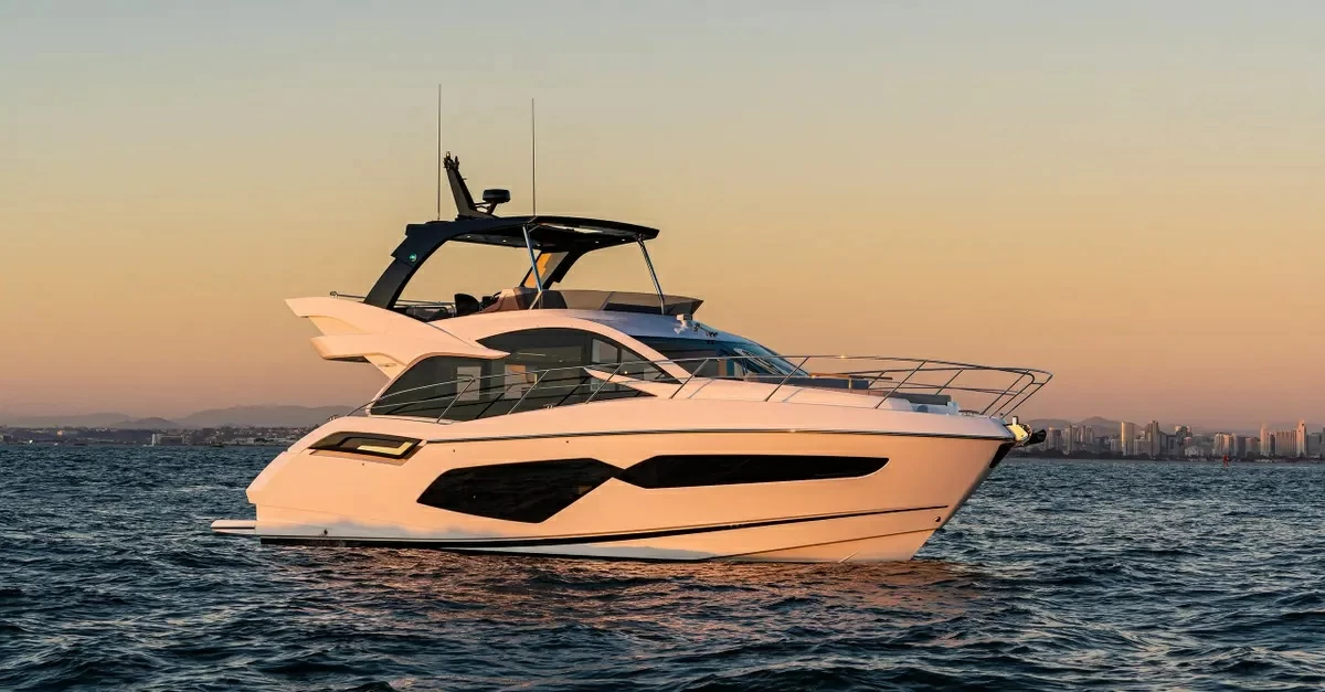 圣汐克(Sunseeker)55豪华运动游艇