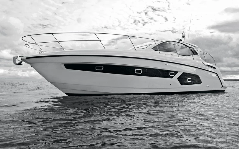 阿兹慕(Azimut)Atlantis43运动游艇