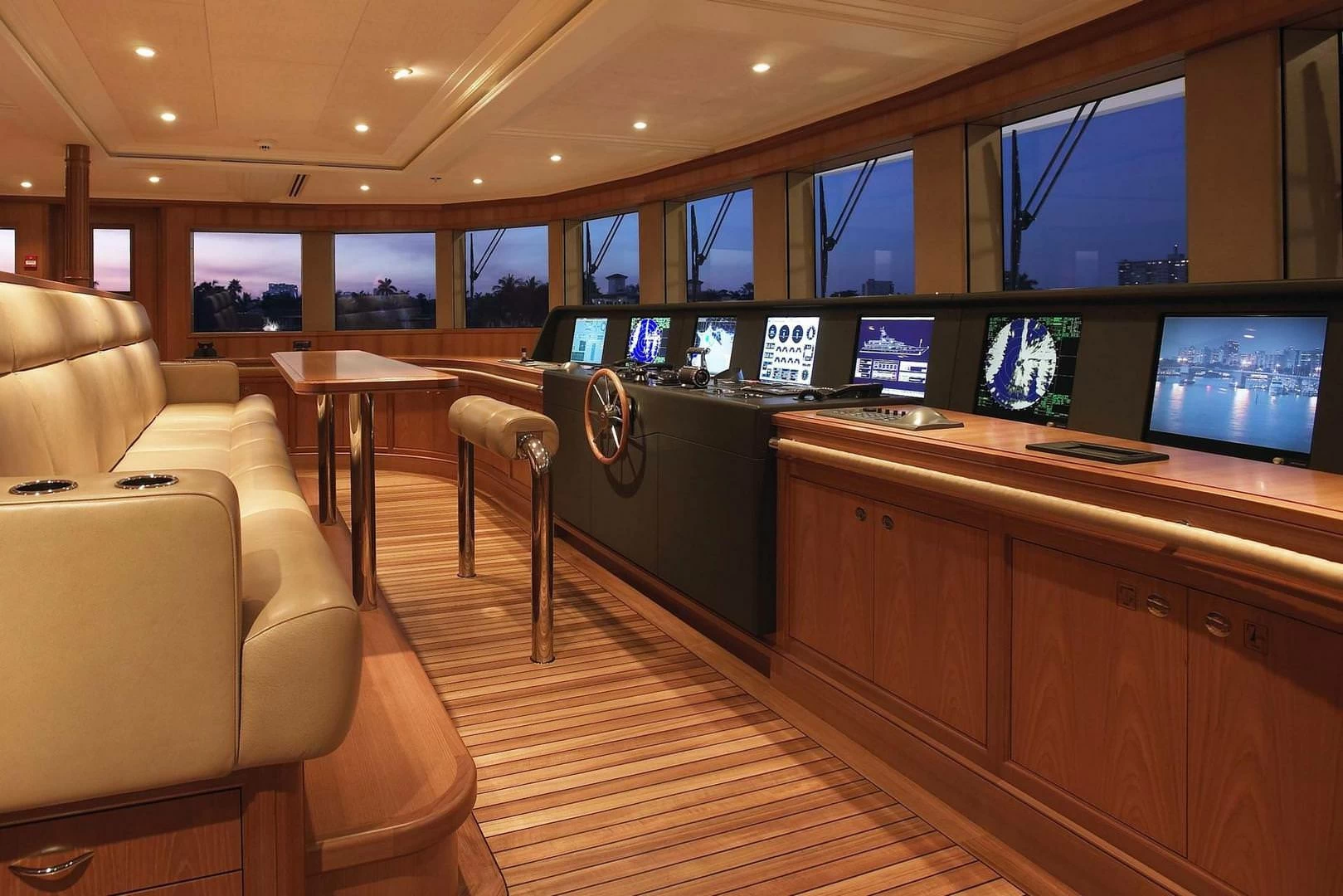 斐帝星(Feadship)Archimedes超级游艇