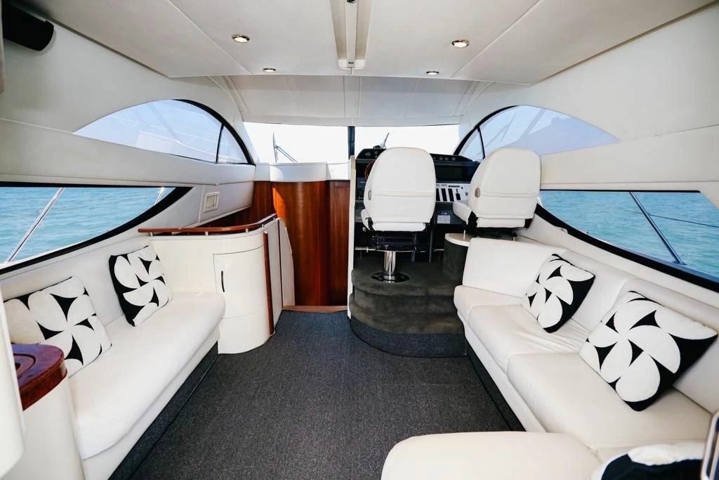 菲尔兰(Fairline)43二手飞桥游艇沙龙