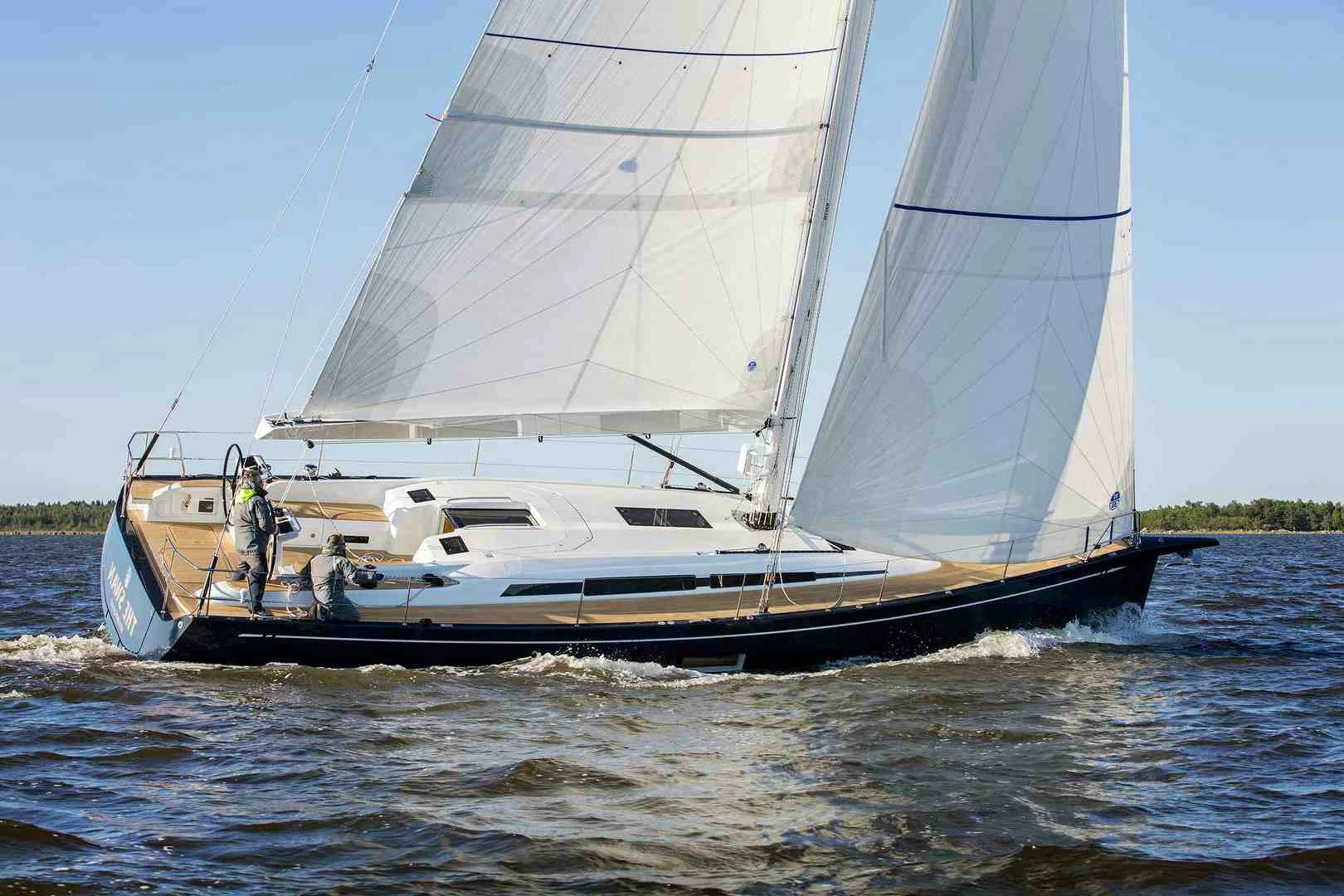 洛特·天鹅（Nautor Swan）48
