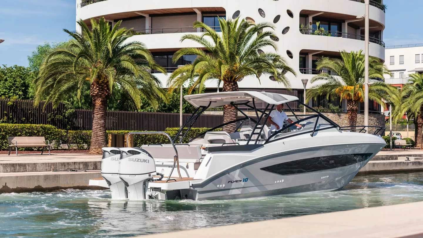 博纳多（Beneteau）Fyer 10