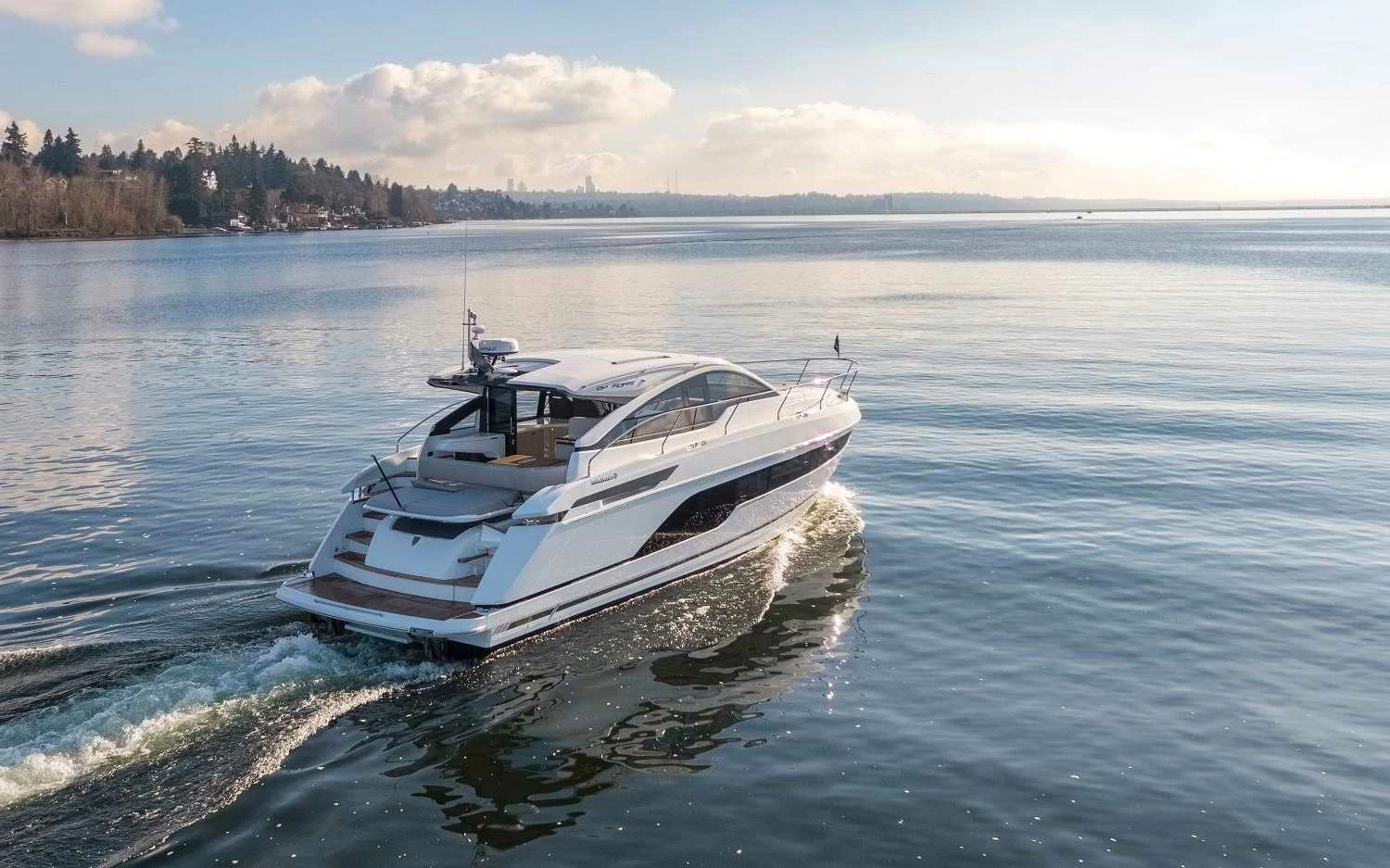 菲尔兰（Fairline）Targa 45 GT