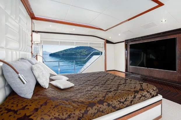 贝尼蒂(Benetti)Supreme108二手超级游艇客舱
