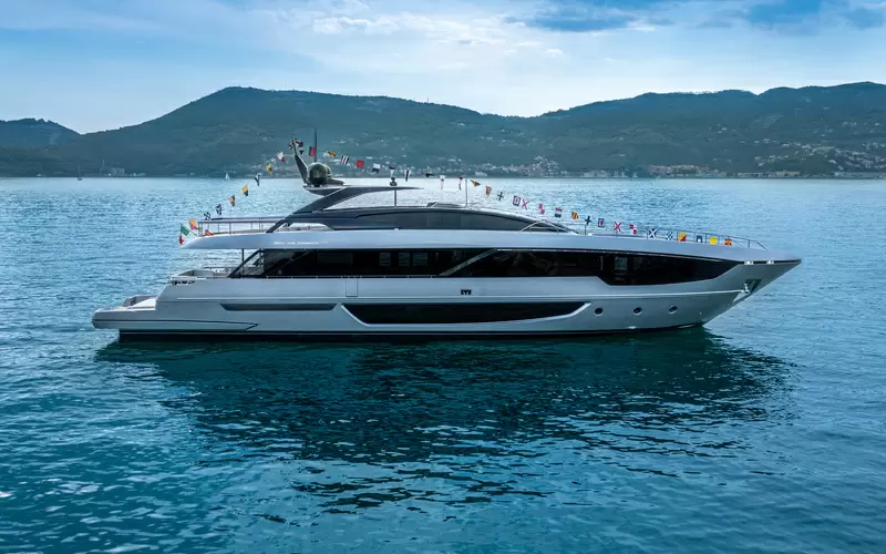 丽娃102CorsaroSuper游艇-Riva 102CorsaroSuper