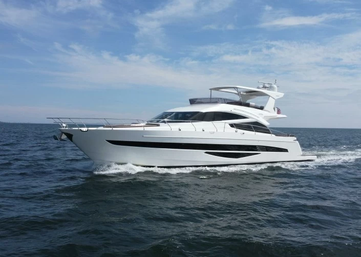 卡帝尔(Galeon)660豪华二手飞桥游艇