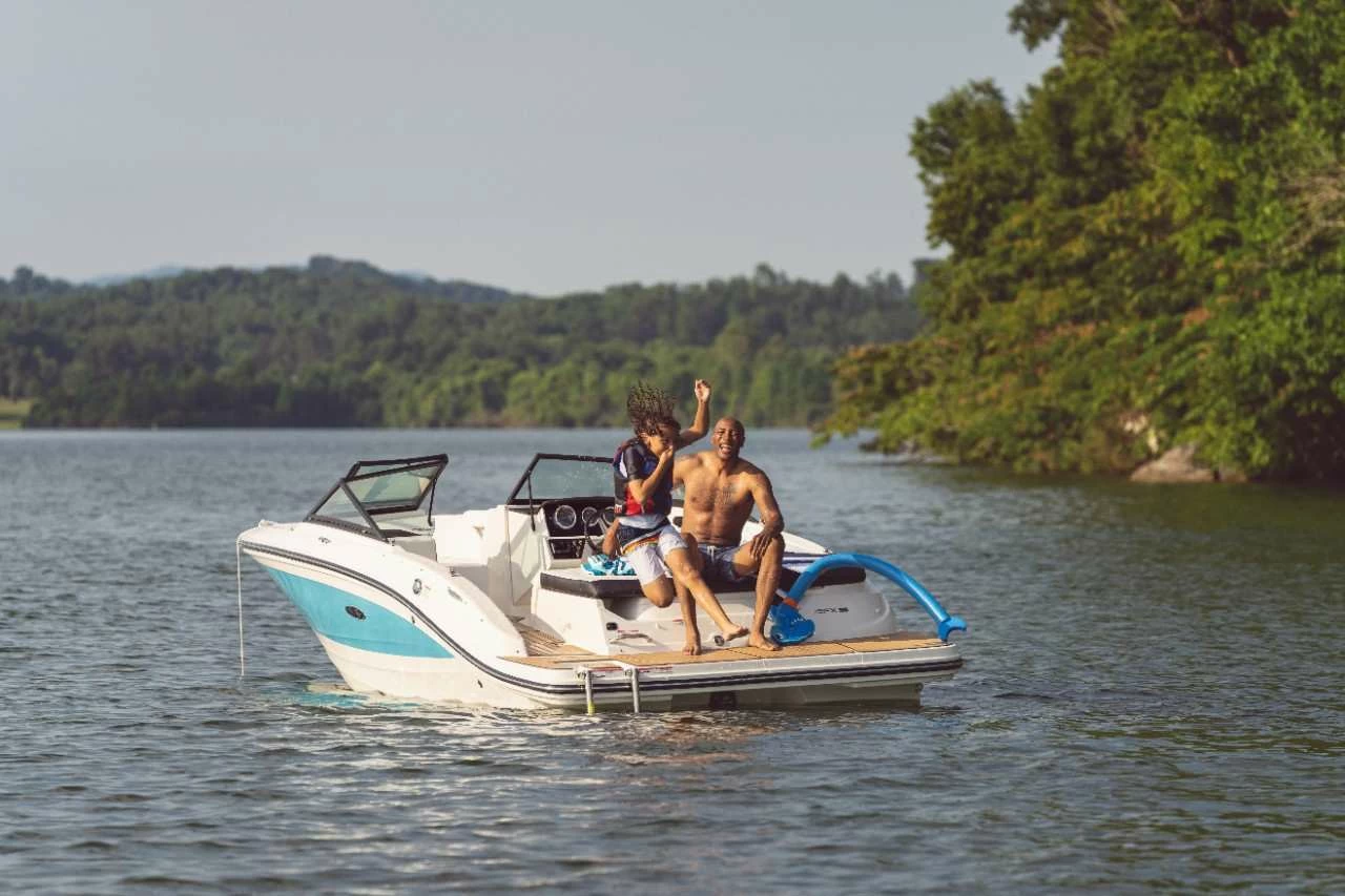 希瑞(SeaRay)SPX190快艇
