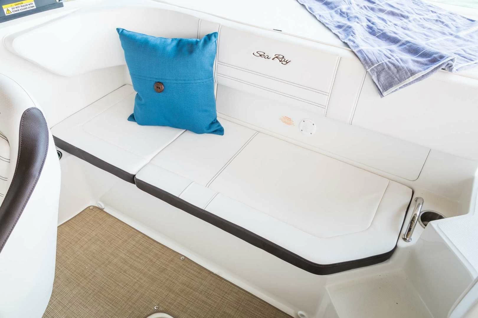 希瑞(SeaRay)SPX190快艇