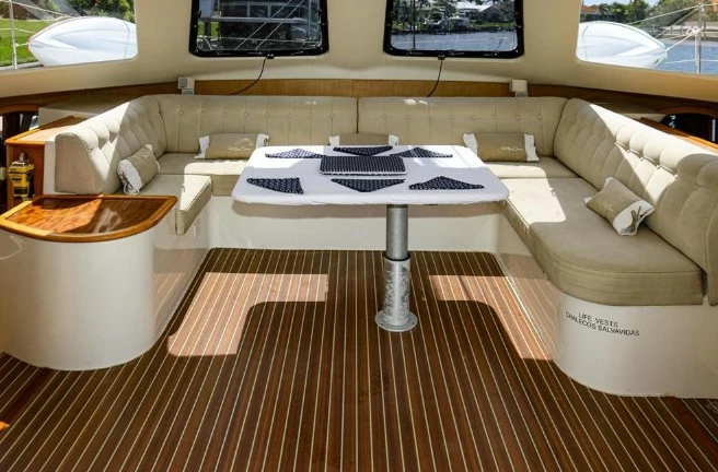 Seawind 1160二手双体帆船沙龙