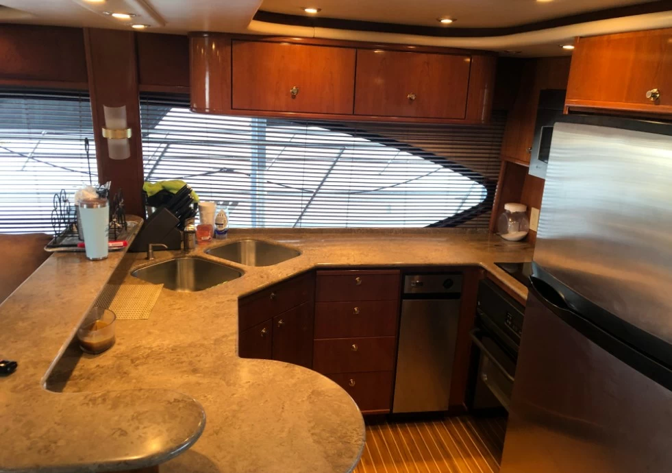 子午线580Pilothouse游艇