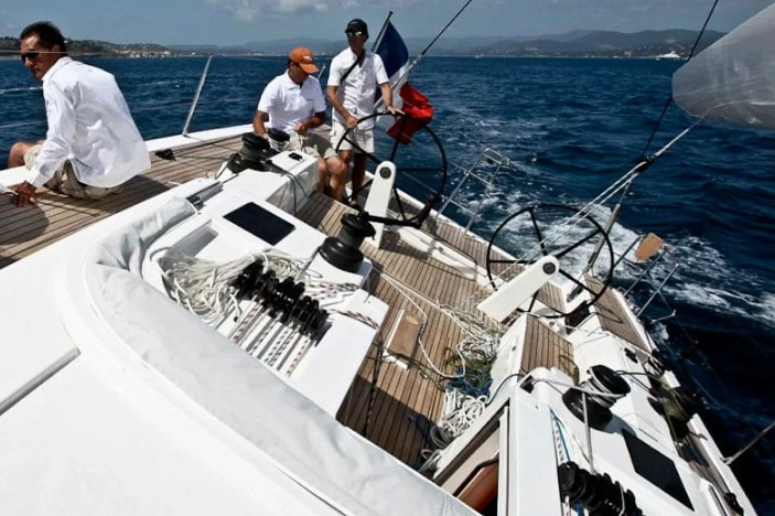 埃克斯(X-Yachts)Xp50运动巡洋帆船上层甲板