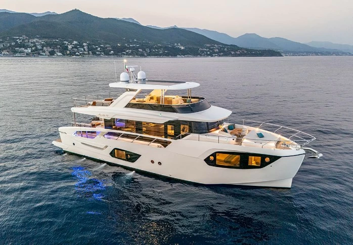 雅舶仕(Absolute)Navetta70豪华游艇2800万元
