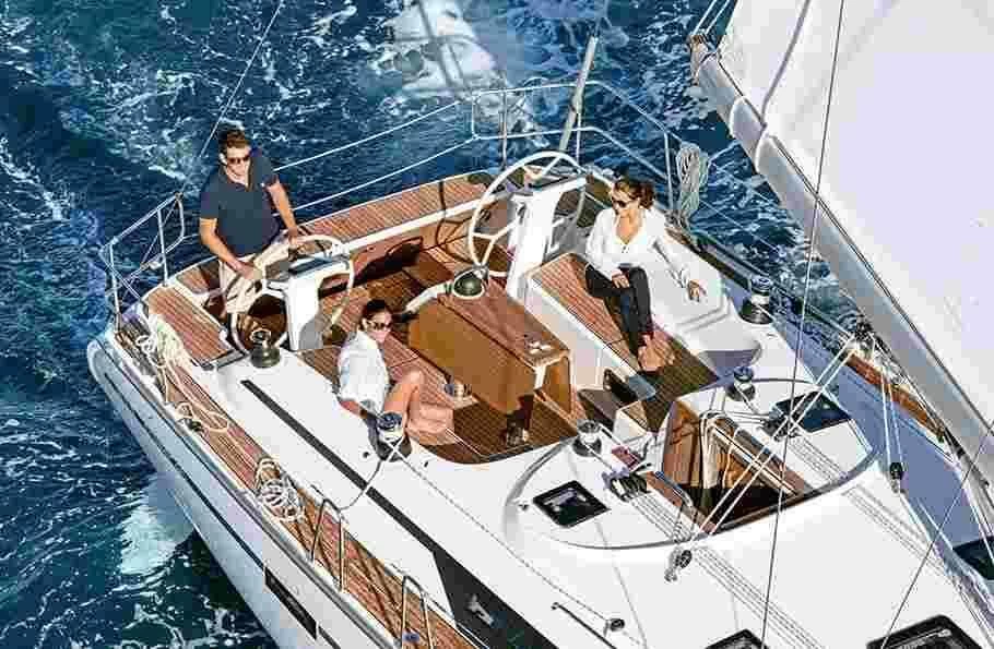 巴伐利亚（Bavaria）CRUISER 46 STYLE