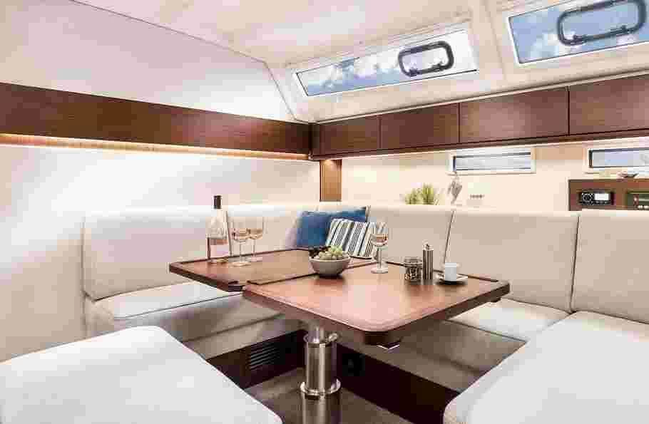 巴伐利亚（Bavaria）CRUISER 46 STYLE