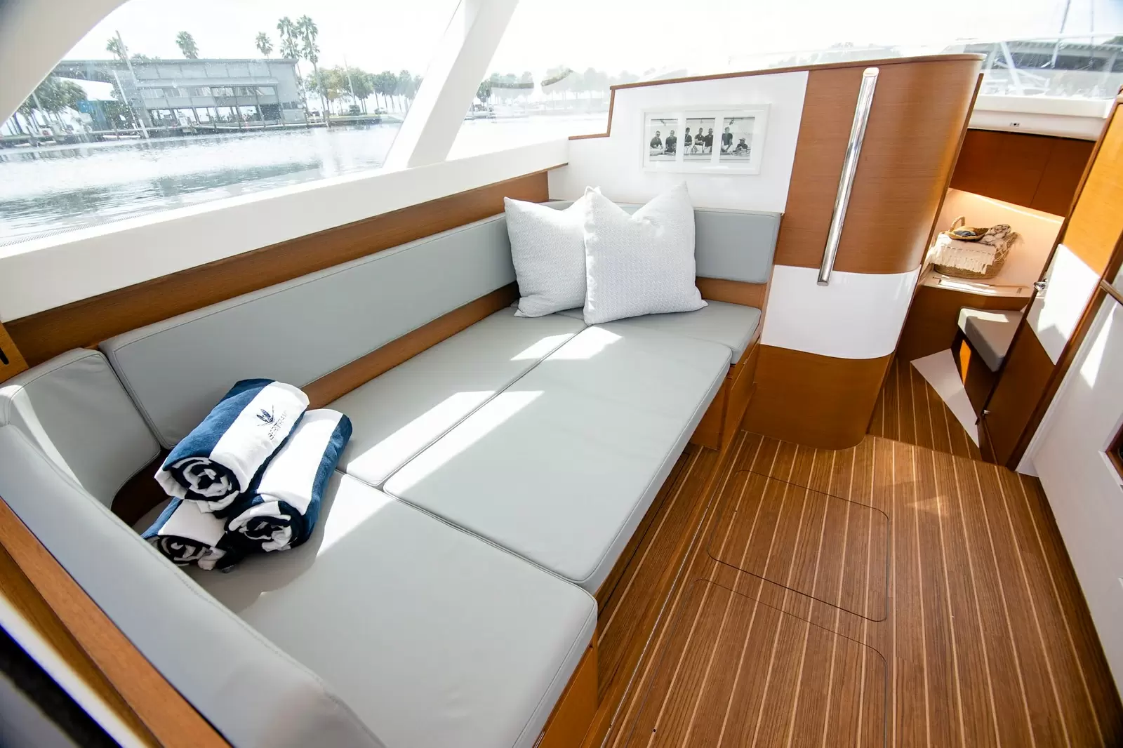 拜泰姆（Bertram）35 FLYBRIDGE